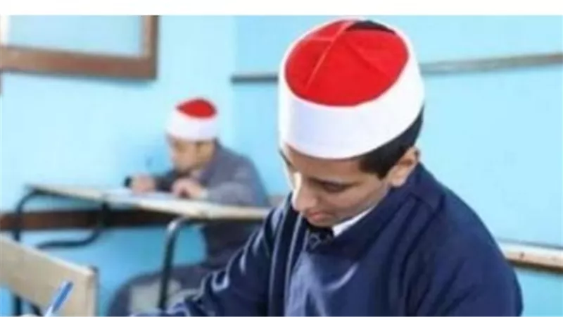 163 ألف طالب يؤدون امتحانات الثانوية الأزهرية: دليل شامل لجدول الامتحانات والتعليمات