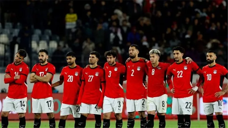 مشوار مصر وأستراليا في دور المجموعات قبل قمة دور الـ 32