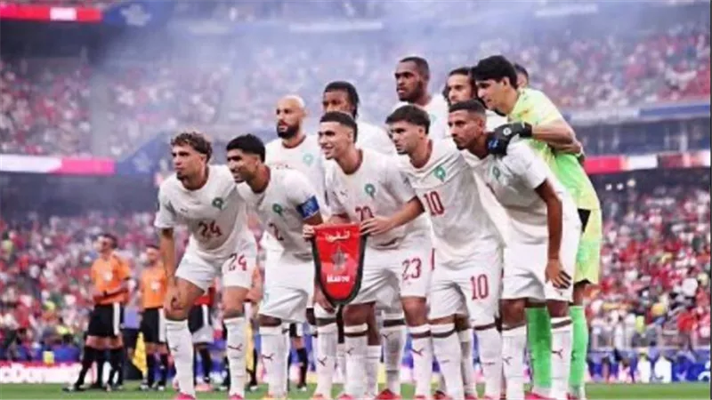 بين الكبار.. حفيظ الدراجي يحتفل بتأهل المغرب لربع نهائي كأس العالم 2026