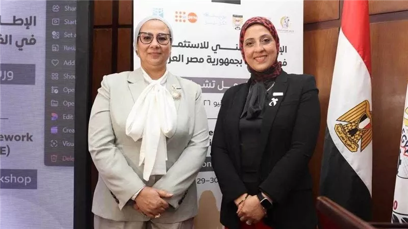 الاستثمار في الفتيات.. كيف توظف وزارة الاتصالات التكنولوجيا لبناء قدرات المرأة؟
