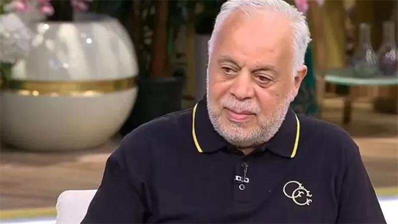 أشرف زكي ينهي أزمة رامز جلال وأسماء جلال بعد جدل برنامج المقالب