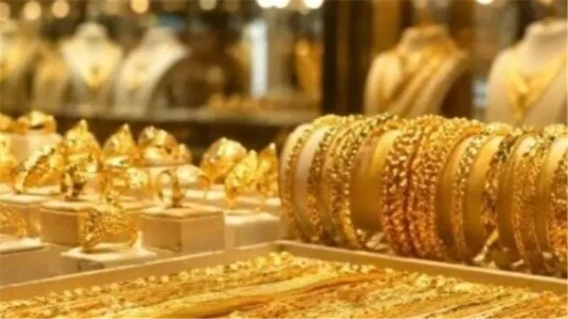 أسعار الذهب اليوم الأربعاء: هل هي فرصة للشراء أم التريث في مصر؟