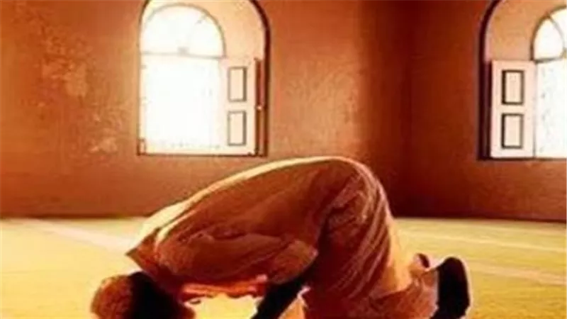 مواعيد الصلاة في القاهرة والجيزة اليوم 12_7_2026