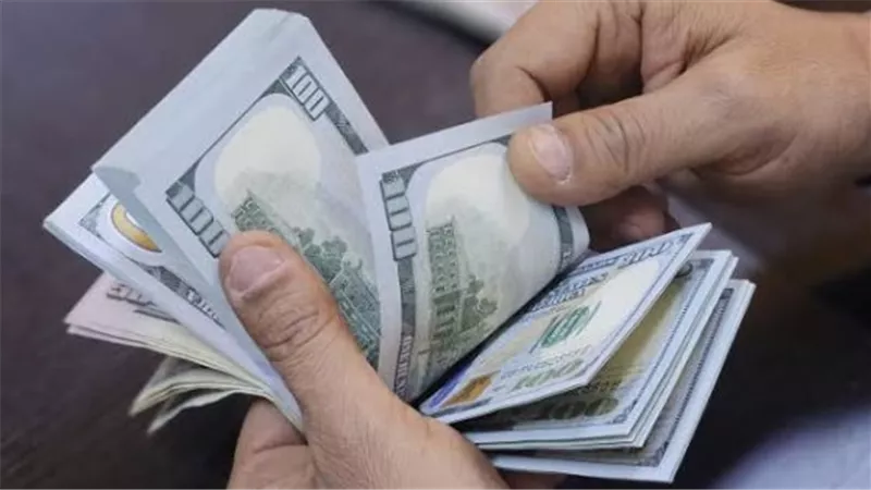 حالة من الهدوء في أسواق الصرف.. أسعار الدولار مقابل الجنيه اليوم