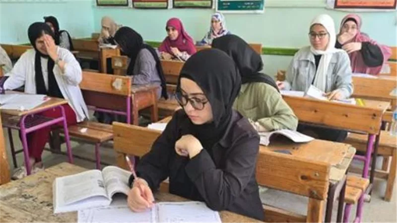 كل ما يخص امتحانات الدور الثاني بالجيزة: المواعيد والتنظيمات الدراسية