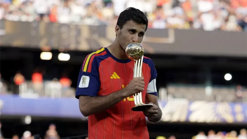5 أسباب خفية وراء رفض فلورنتينو التعاقد مع أفضل لاعب بكأس العالم