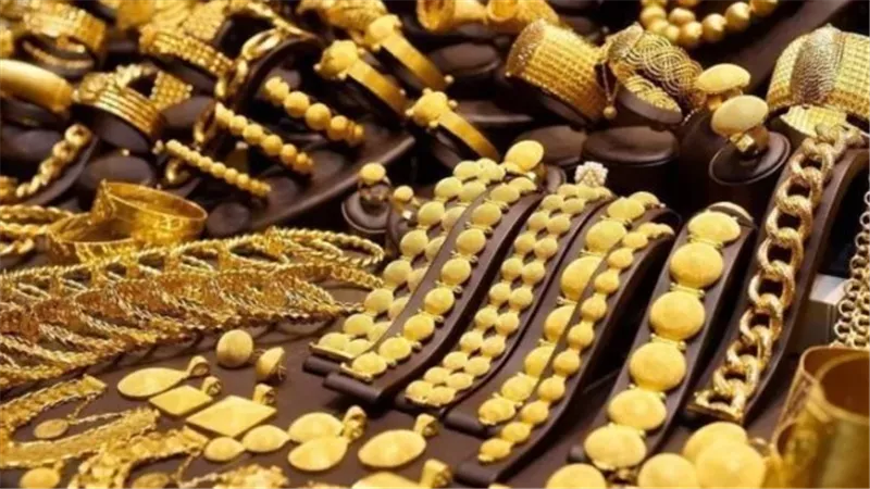 تفاصيل أسعار الذهب والجنيه الذهب في السوق المحلية اليوم