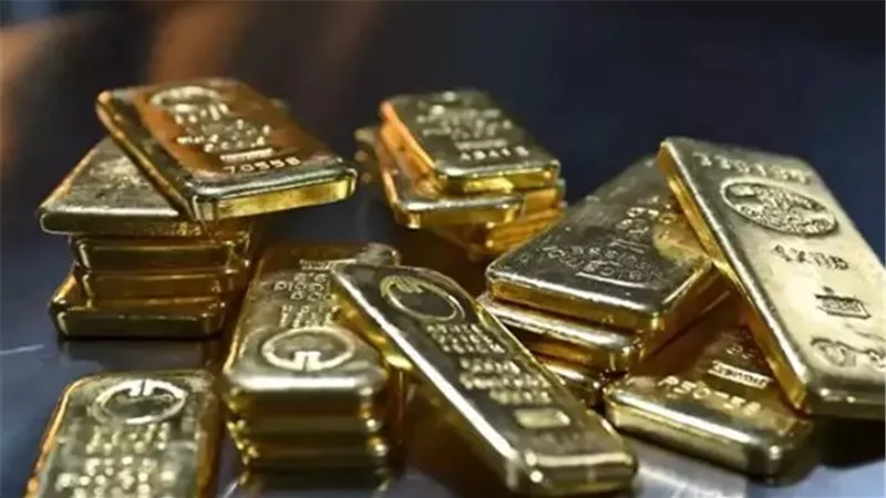 أسعار الذهب في مصر اليوم.. الدولار يدعم المعدن الأصفر رغم التراجع العالمي
