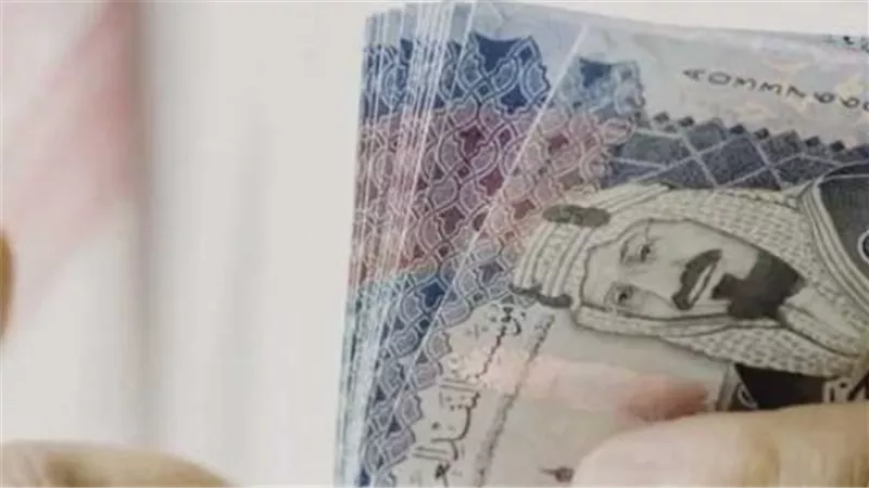 أسعار العملات اليوم.. الريال السعودي يحافظ على استقراره