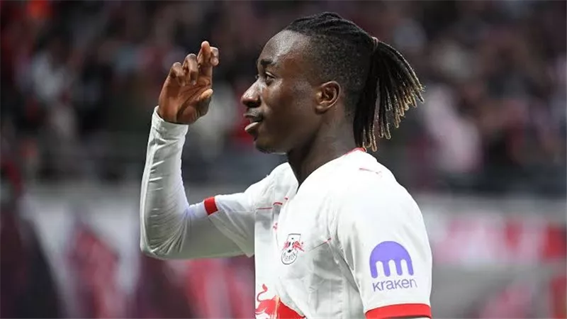 لايبزيج الألماني يشترط 120 مليون يورو لبيع موهبته ديوماندي لريال مدريد