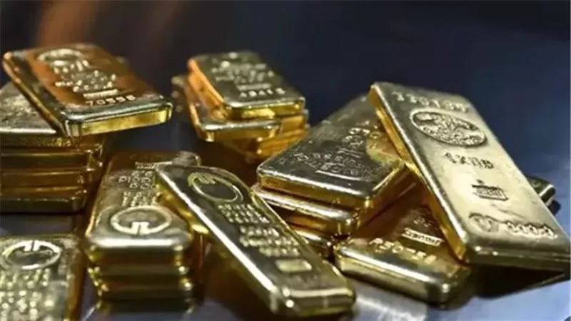 سعر الذهب والجنيه الذهب اليوم في مصر.. المستثمرون يترقبون قرار الفائدة الأمريكية