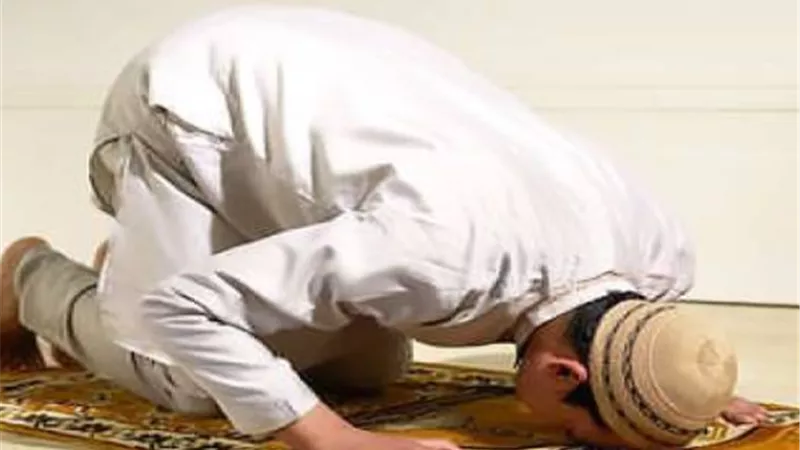 مواقيت الصلاة اليوم الخميس.. تعرف على موعد كل صلاة في محافظتك