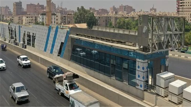 النقل تعلن قرب تشغيل المرحلة الثانية من الأتوبيس الترددي الكهربائي