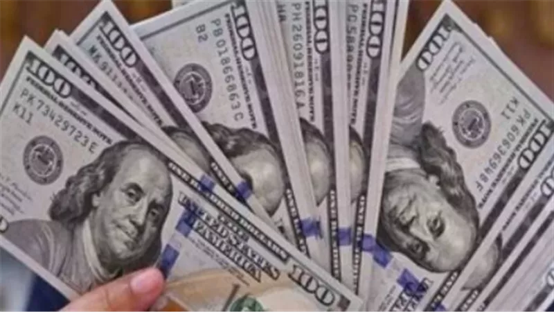 أسعار الدولار اليوم في البنوك المصرية.. المركزي والأهلي وبنك مصر في المقدمة