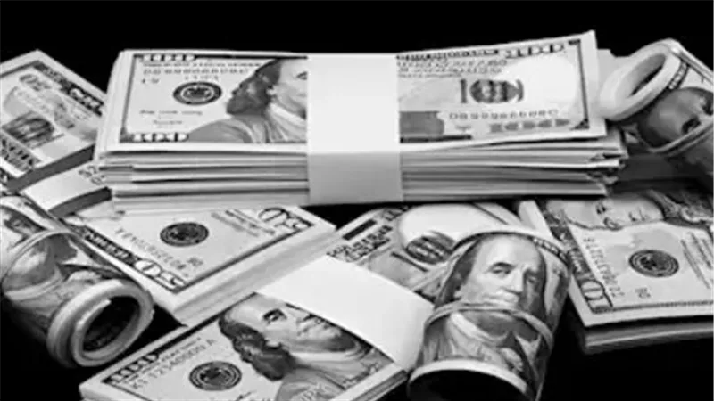 كم سجل الدولار اليوم؟.. أسعار العملة الأمريكية في البنوك المصرية