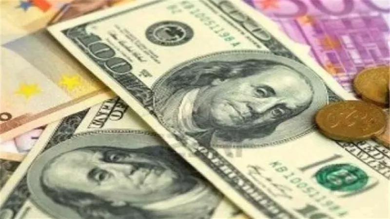 سعر الدولار واليورو والدينار الكويتي والدرهم الإماراتي اليوم مقابل الجنيه