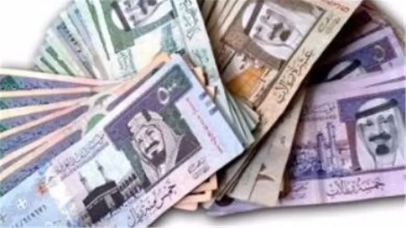 أسعار العملات اليوم.. سعر الريال السعودي أمام الجنيه المصري