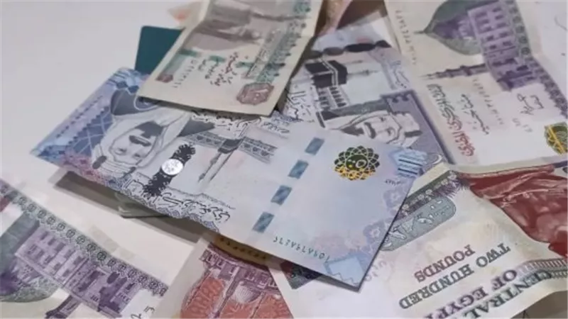 تحديث أسعار الريال السعودي.. سعر العملة السعودية مقابل الجنيه اليوم
