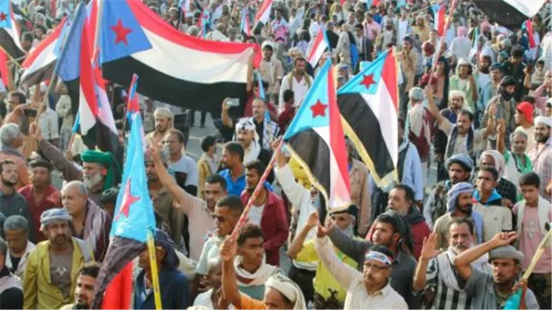 حراك الغضب الشعبي بجنوب اليمن: رفض قاطع لاستمرار سياسات التهميش واستنزاف الثروات والموارد الحيوية
