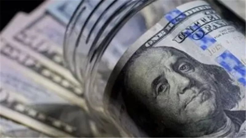 تحديث سعر الدولار اليوم في البنك المركزي والبنوك