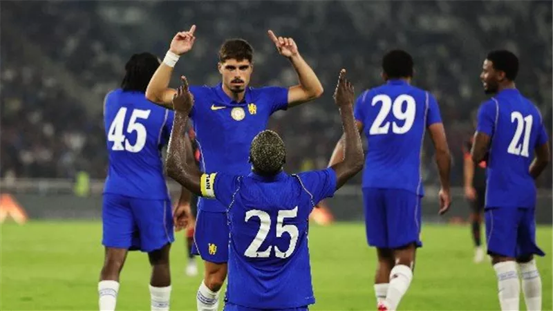  صافرات استهجان ضد لاعب تشيلسي بعد أنباء اقترابه من مانشستر سيتي 