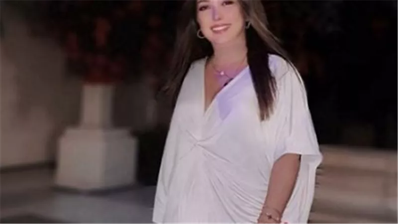 بعد فترة غياب.. كندة علوش تعود بأدوار مختلفة في السينما و«ابن النصابة»