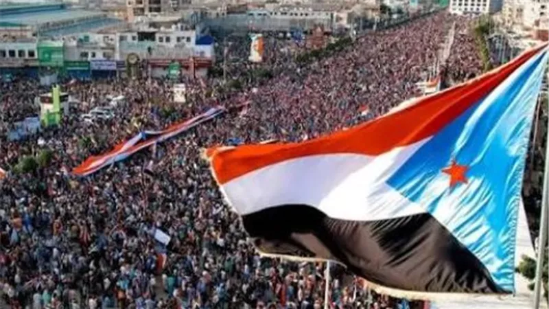 الجنوب العربي في مواجهة الأزمات.. صمود شعبي يتمسك بالحقوق وإدارة الموارد