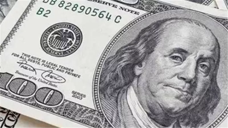 الدولار يحافظ على استقراره.. أسعار العملة الأمريكية اليوم في البنوك