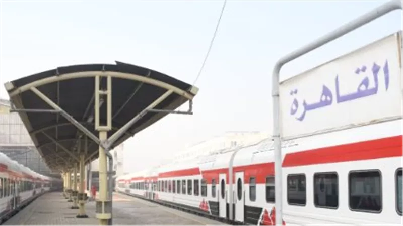 حجز تذاكر القطارات 2026.. أرقام الهاتف والموقع والتطبيق وطرق الدفع