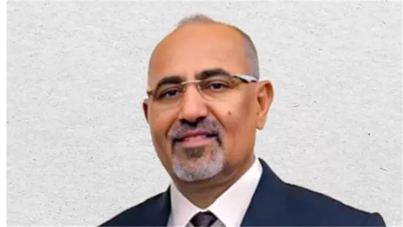 اللواء الزبيدي.. حضور سياسي ورسالة ثبات في مسار القضية الجنوبية