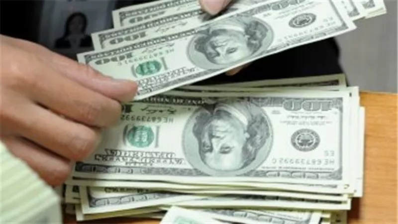 الدولار بكام النهارده؟ أسعار العملة الأمريكية في البنوك المصرية