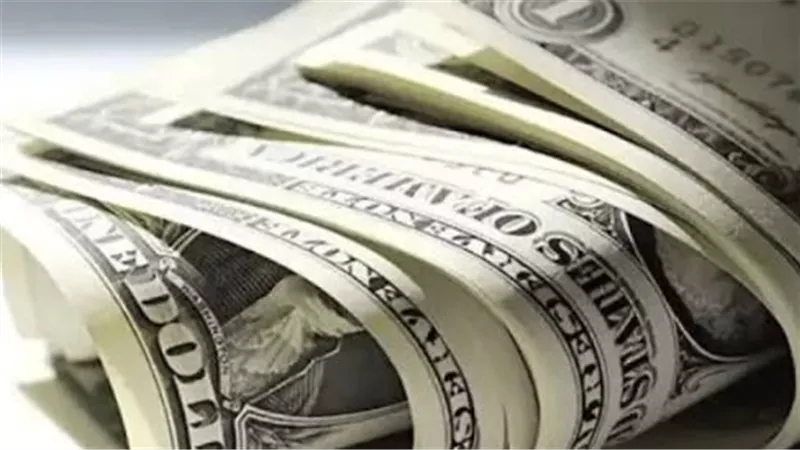 سعر الدولار مقابل الجنيه اليوم.. آخر تحديث في البنوك المصرية