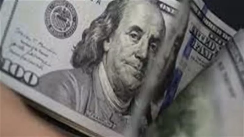أسعار الدولار والعملات الأجنبية اليوم.. تفاصيل سعر الشراء والبيع في البنوك المصرية