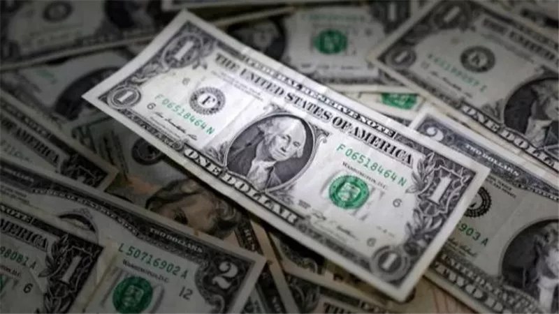 أسعار الدولار اليوم.. تعرف على سعر العملة الأمريكية في البنك الأهلي وبنك مصر