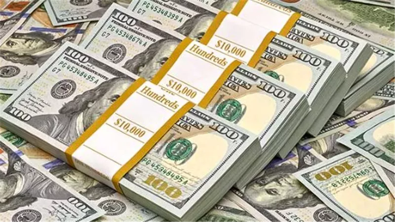 سعر الدولار في 9 بنوك اليوم.. تفاصيل الشراء والبيع