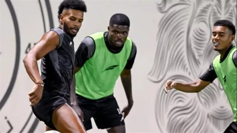 الشباب يتلقى دفعة قوية قبل مواجهة الهلال