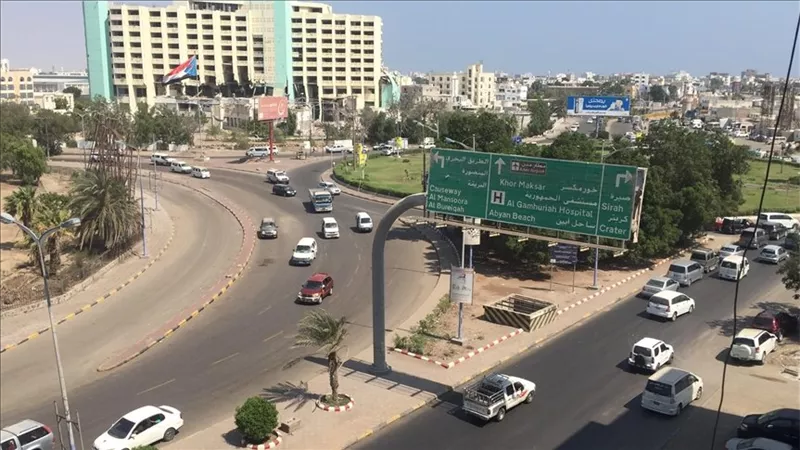 سفراء العالم يتجولون في عدن.. الجنوب اليمني واحدة للأمن والإستقرار بعد حروب طاحنة