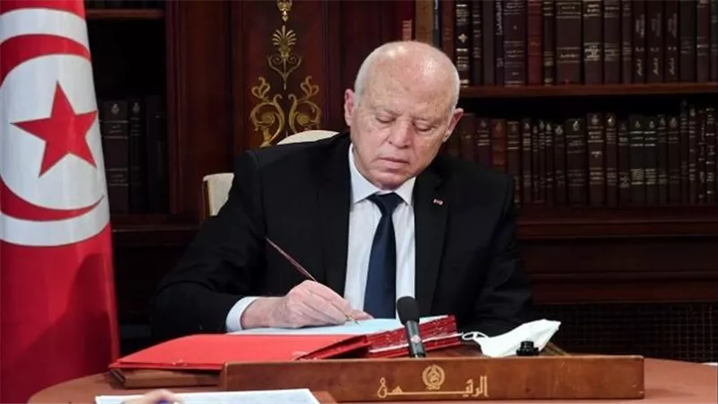  خلال استقباله رئيسة الحكومة.. قيس سعيد يصدر مرسوما باستحداث مجلس أعلى مؤقت للقضاء
