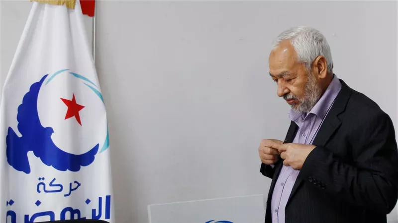 راشد الغنوشي.. إمبراطور الفساد والتخابر في تونس ومصادر تكشف لـ 