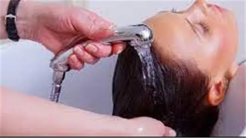 تحذر.. أخطاء شائعة ترتكبها الكثيرات عند غسل شعرهن