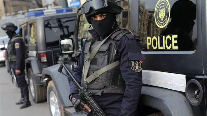 الأمن المصري يضبط هارب من أحكام بـ70سنة سجن و80 مليون جنيه غرامات