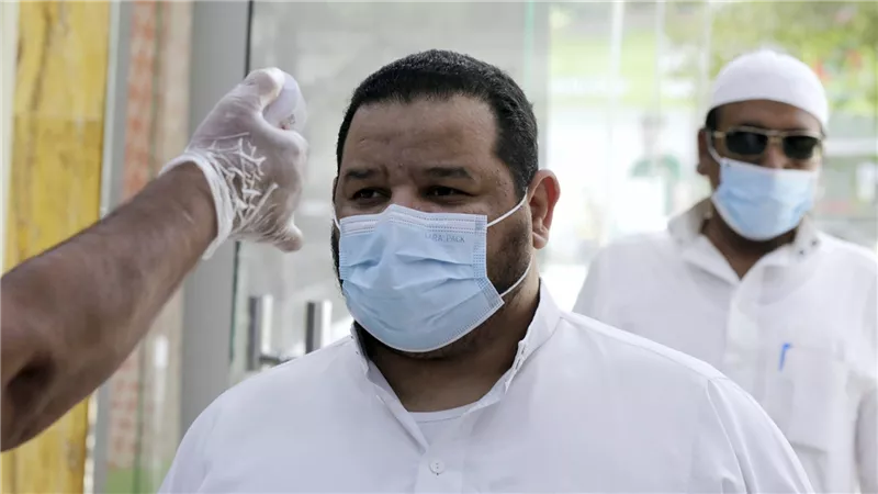 السعودية.. الصحة تكشف ظروف الاستغناء عن إلزامية الكمامة