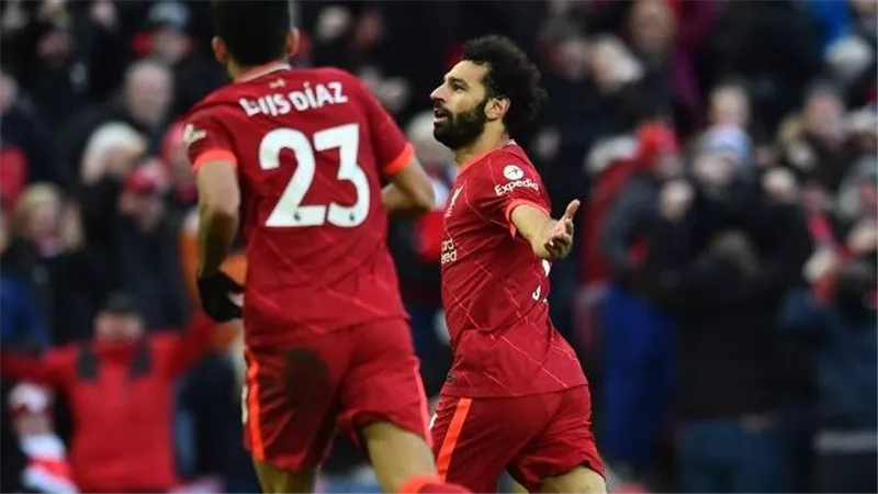 ليفربول يتوج بلقب كأس رابطة المحترفين الإنحليزية للمرة التاسعة