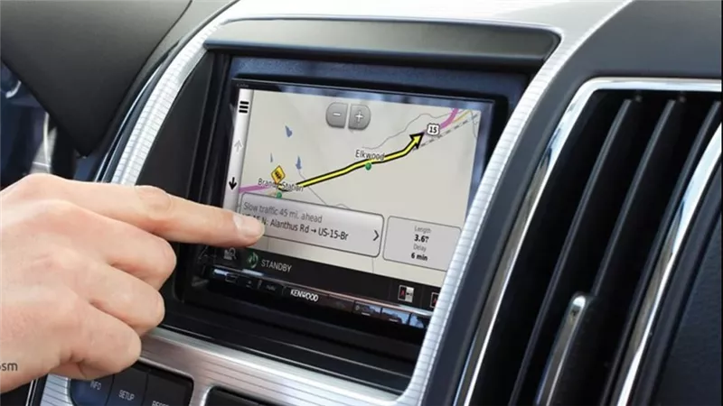 سبوتيفاي تعلن عن إطلاق الشاشة الذكية Car Thing الجديدة المخصصة للسيارات 