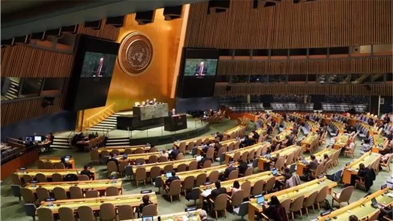 مصر تؤيد مشروع قرار يدين الحرب الروسية على أوكرانيا ضمن 141 دولة 