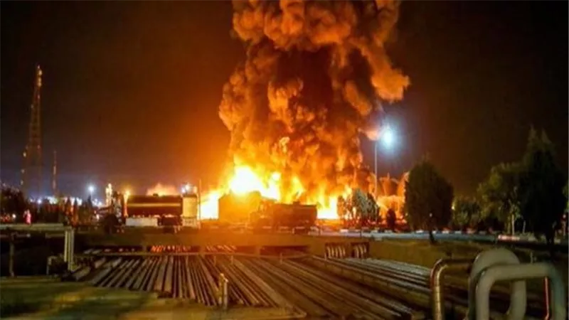 سماع دوي انفجار ضخم قرب مبنى وزارة الدفاع الأوكرانية في كييف