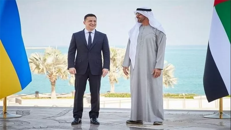 محمد بن زايد يؤكد دعم بلاده لكل تحرك على طريق التسوية السلمية للأزمة الأوكرانية