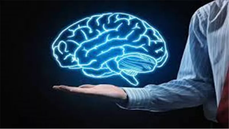 أحذر.. مشروب يؤدي إلى تقلص دماغك جراء شرب كوب واحد منه يوميا!