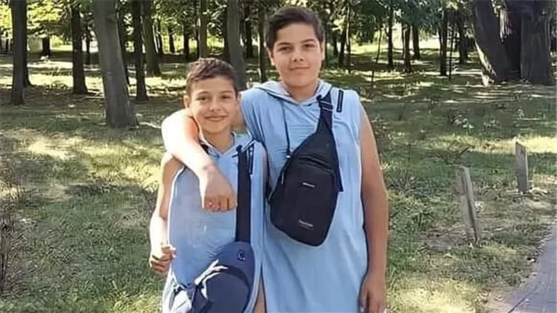 شاب مصري ينقذ طفلين يمنيين على خط النار في أوكرانيا