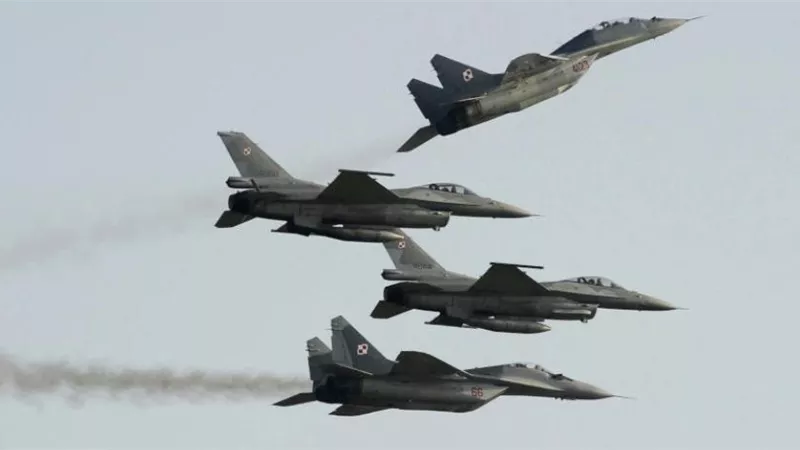 فورًا ومجانًا.. بولندا: مستعدون لوضع طائراتنا 